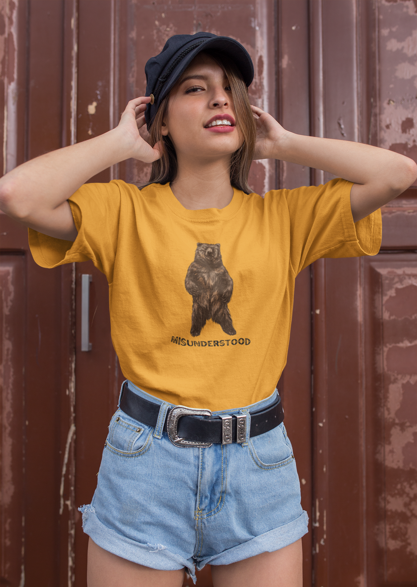 Misunderstood - Grizzly Bear - Outdoors - Graphic t-shirt