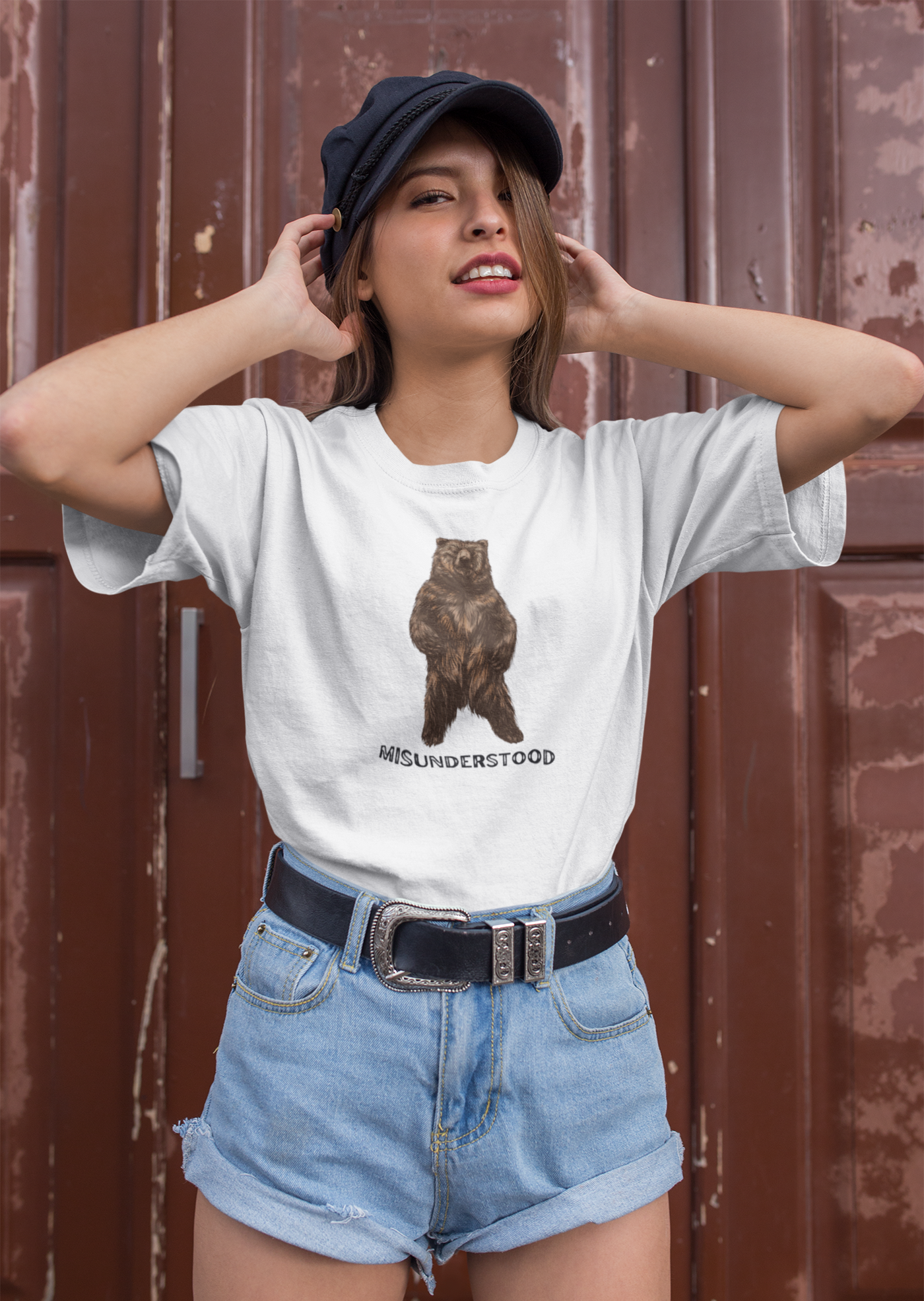 Misunderstood - Grizzly Bear - Outdoors - Graphic t-shirt