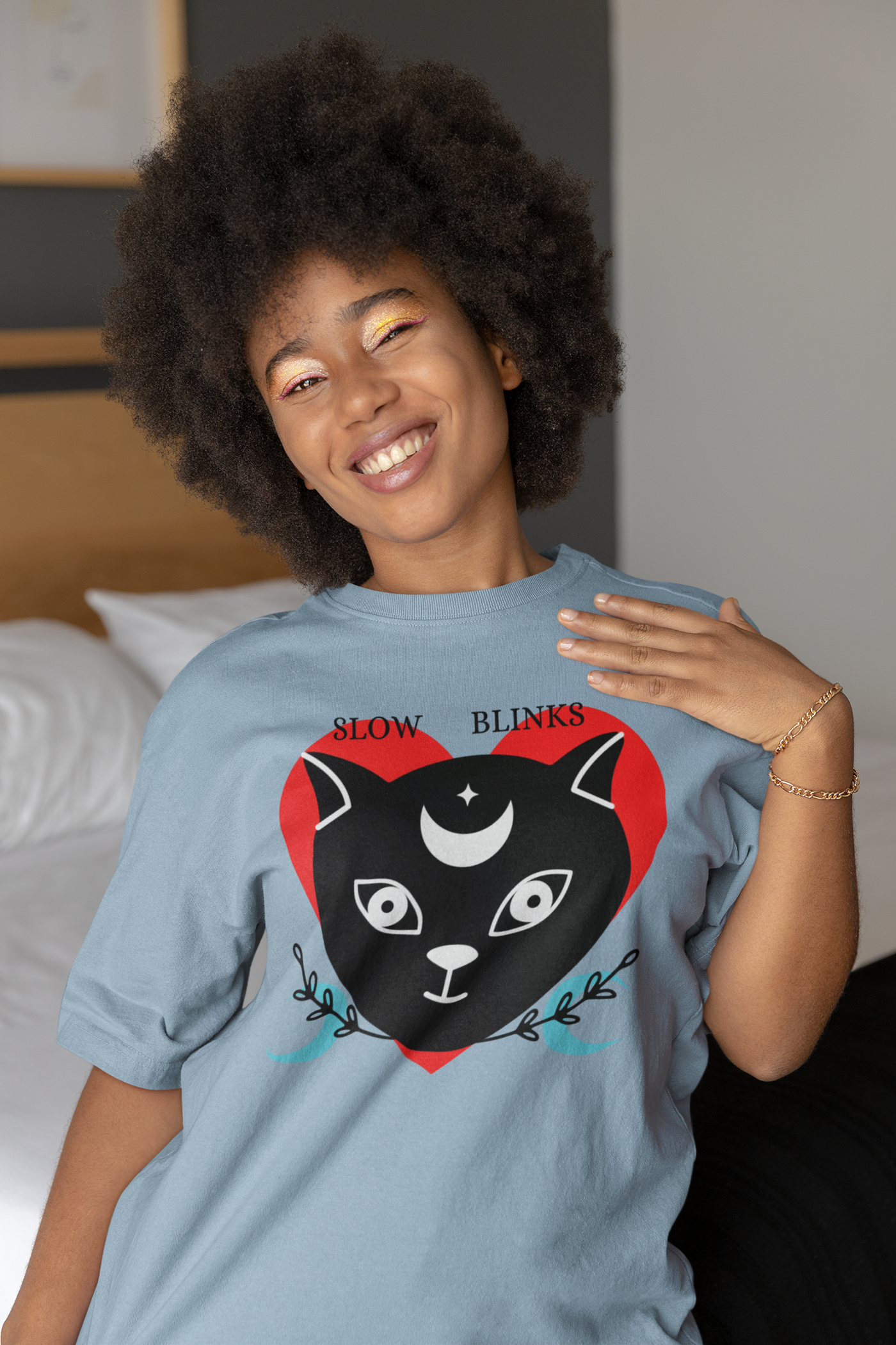 Slow Blinks Cat Love Graphic t-shirt